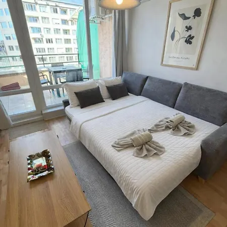 Martinique 2bdr And 2ba Maisonette Near Business Park Апартамент *
