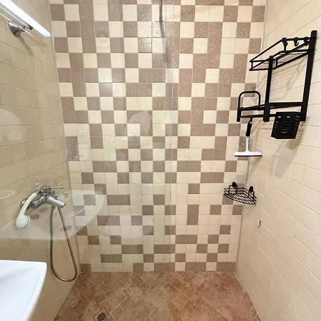 Martinique 2bdr And 2ba Maisonette Near Business Park