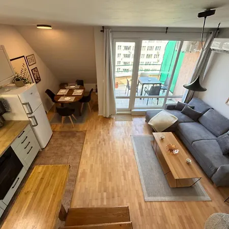 Martinique 2bdr And 2ba Maisonette Near Business Park *