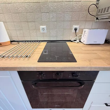 公寓 Martinique 2bdr And 2ba Maisonette Near Business Park *