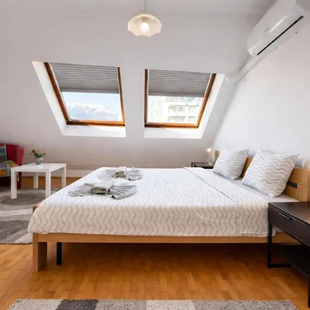 Martinique 2bdr And 2ba Maisonette Near Business Park * 索菲亞