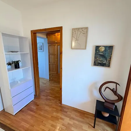 Martinique 2bdr And 2ba Maisonette Near Business Park