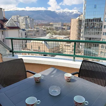 公寓 Martinique 2bdr And 2ba Maisonette Near Business Park *