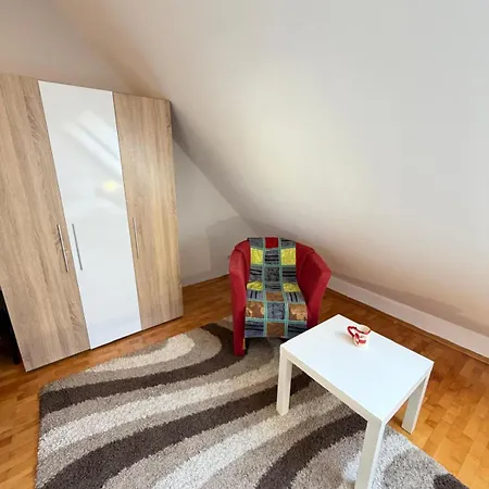 Martinique 2bdr And 2ba Maisonette Near Business Park 索菲亞